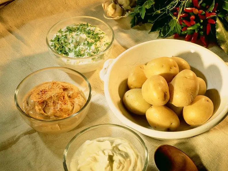 Kartoffeln mit dreierlei Quark