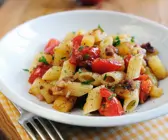 Nudeln mit Tomatensauce