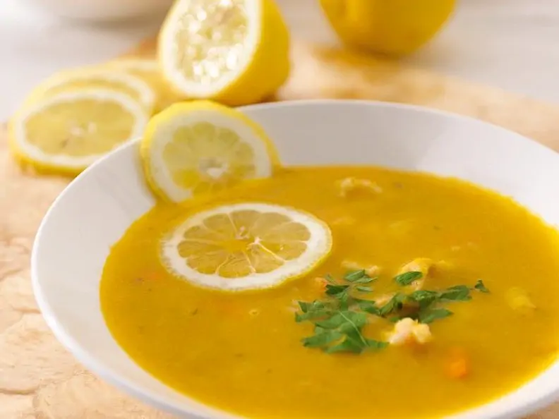 Cremesuppe mit Meeresfrüchten