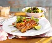 Kebab mit Lachs und Teriyaki-Marinade