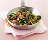 Hähnchen-Pilz-Pfanne mit Mangold