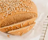 Selbst gemachtes Sonnenblumenbrot