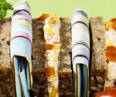 Sandwiches mit Frischkäse und Paprika