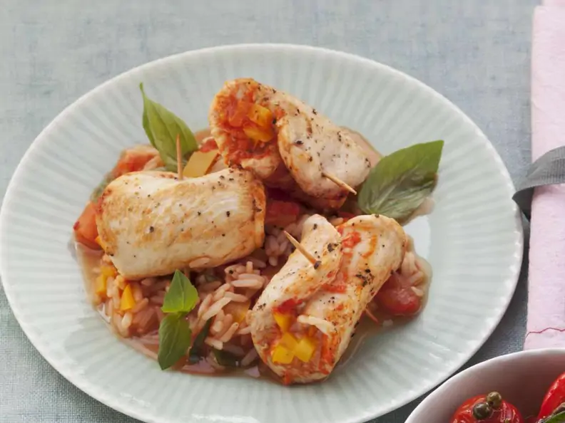 Geflügelroulade und Tomatenreis
