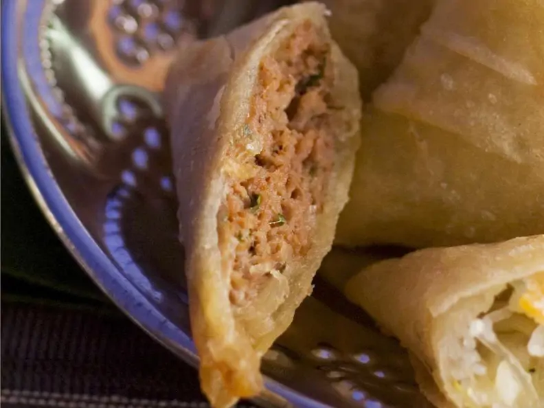 Marokkanische Briouates mit Fleisch