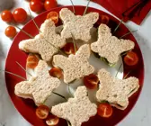 Butterfly-Sandwich mit Tomaten