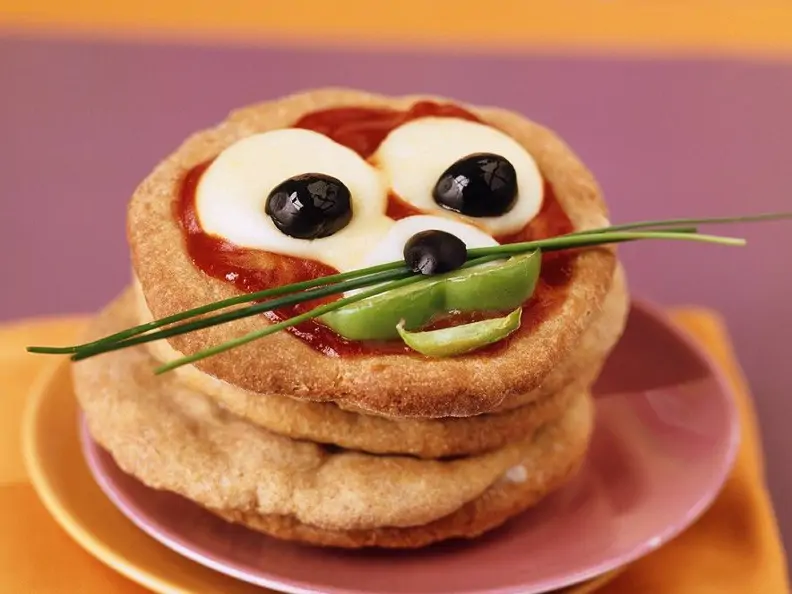 Lustige Pizza für Kinder