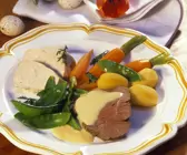 Gemischte Fleischplatte mit Zitronesoße