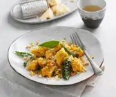 Kürbisklößchen mit Gemüse