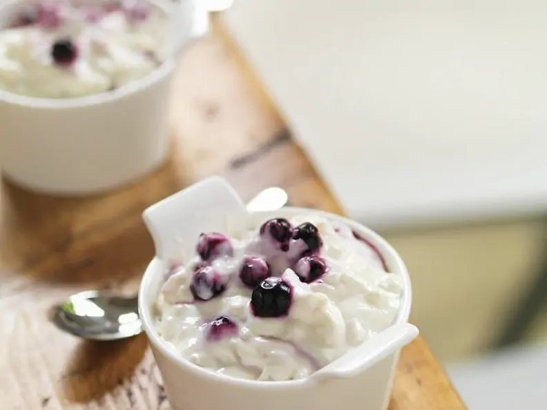 Kokosreis mit Blaubeeren