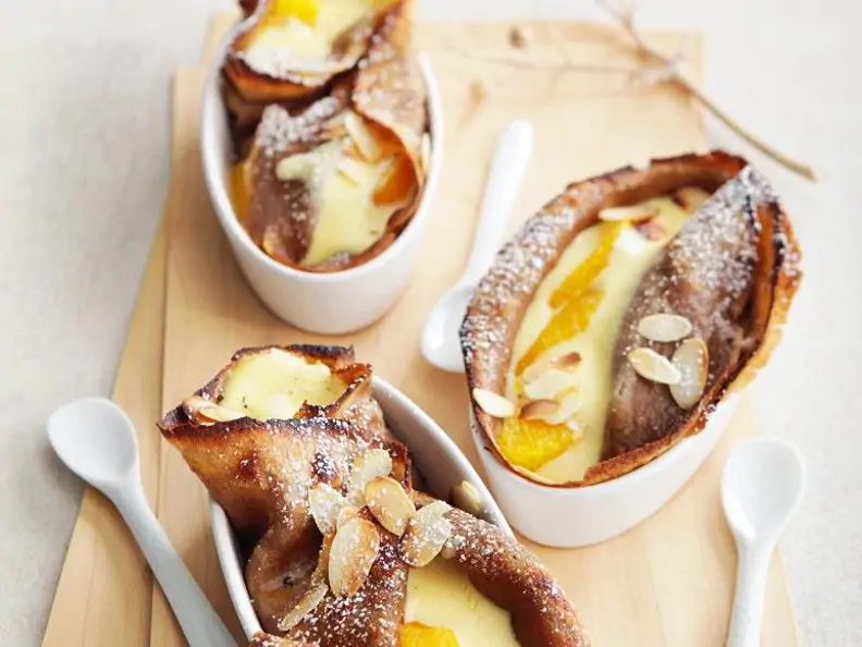 Gebackene Crêpes mit Vanillecreme