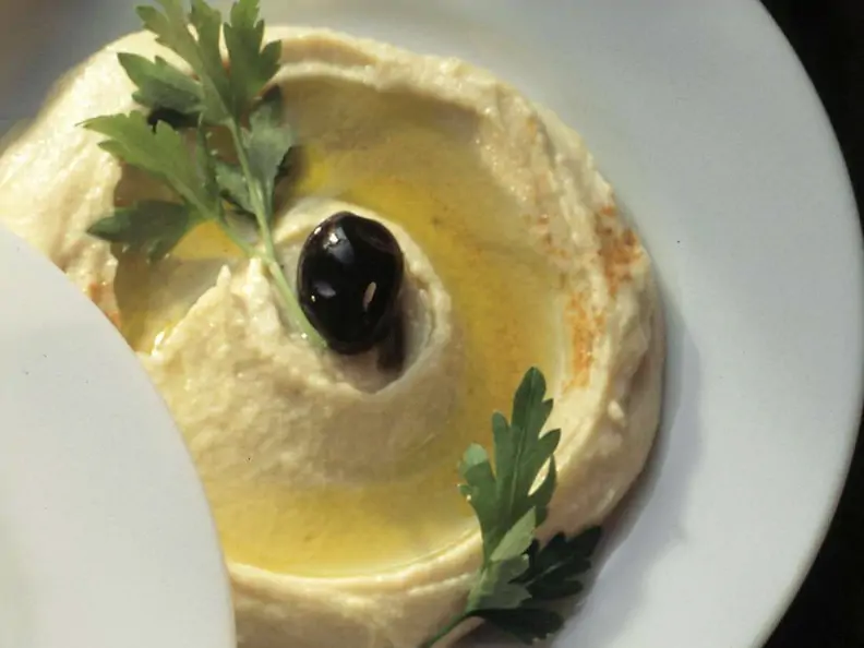 Kichererbsencreme mit Sesam