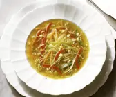 Gemüsesuppe mit Mungosprossen