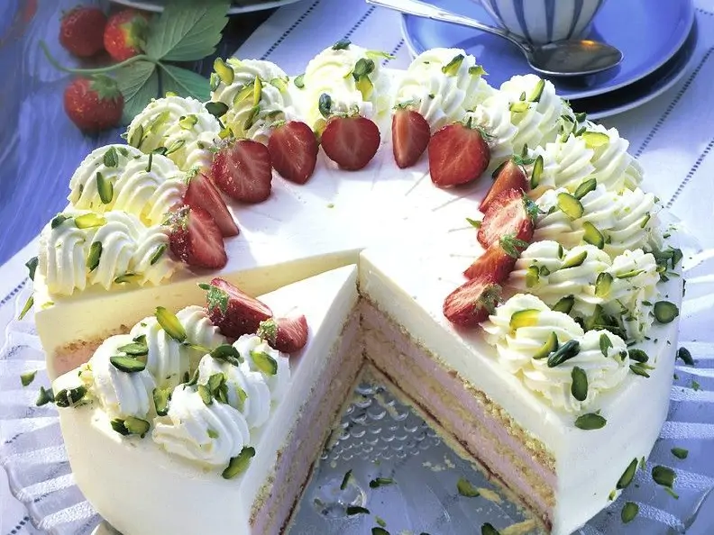 Erdbeer-Sahne-Torte