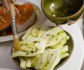 Fenchel mit Kräutern mariniert