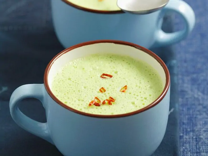 Erbsensuppe mit Tiefkühlerbsen