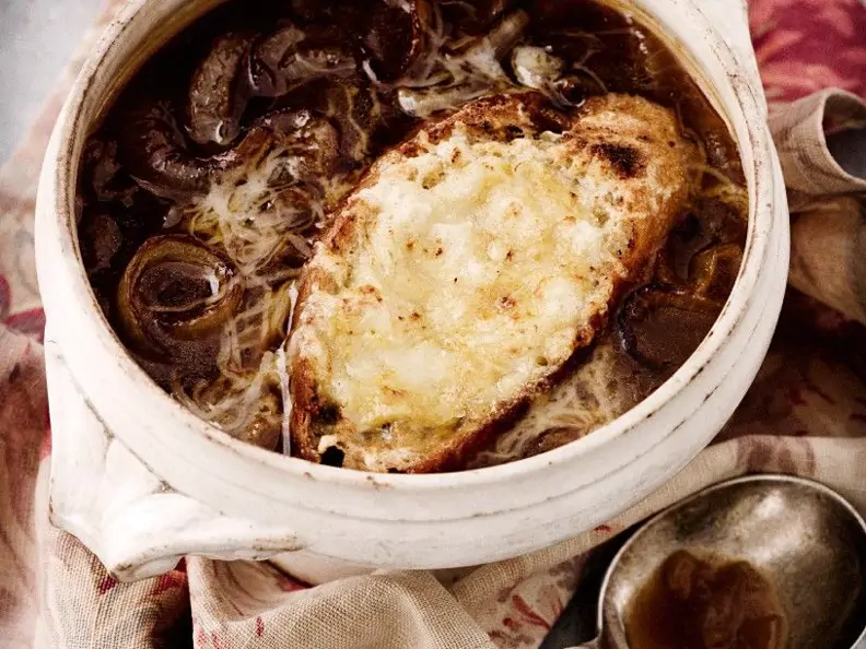 Zwiebelsuppe