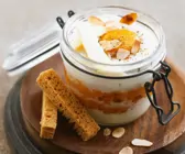 Gebackenes Ei mit Kürbis und Käse