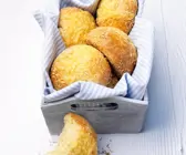 Pikante Hefebrötchen
