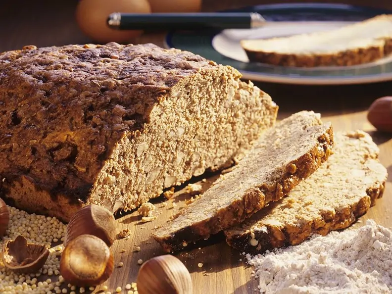 Haselnussbrot