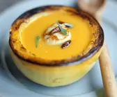 Kürbissuppe mit Fisch