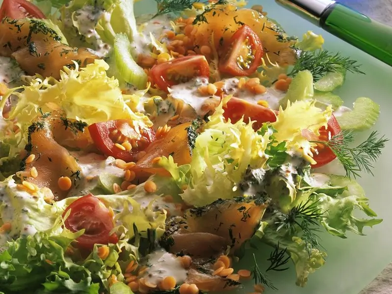 Salat mit Graved Lachs