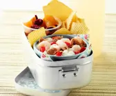 Salat mit Garnelen und Thunfisch