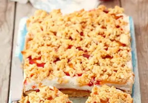 Streuselkuchen mit Pflaumen