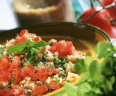 Tabouleh mit Tomaten und Minze