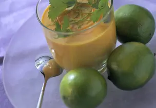 Möhrensuppe mit Ingwer und Limette