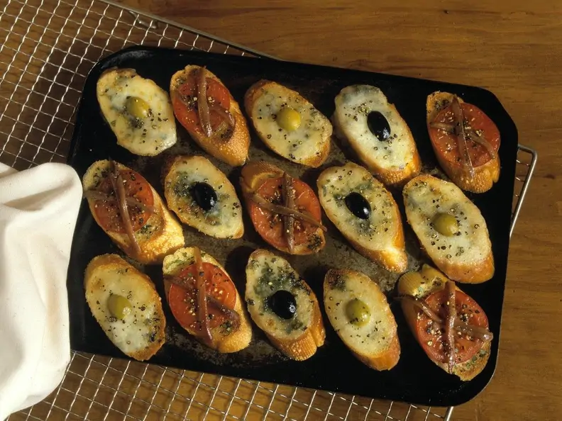 Verschiedene Crostini