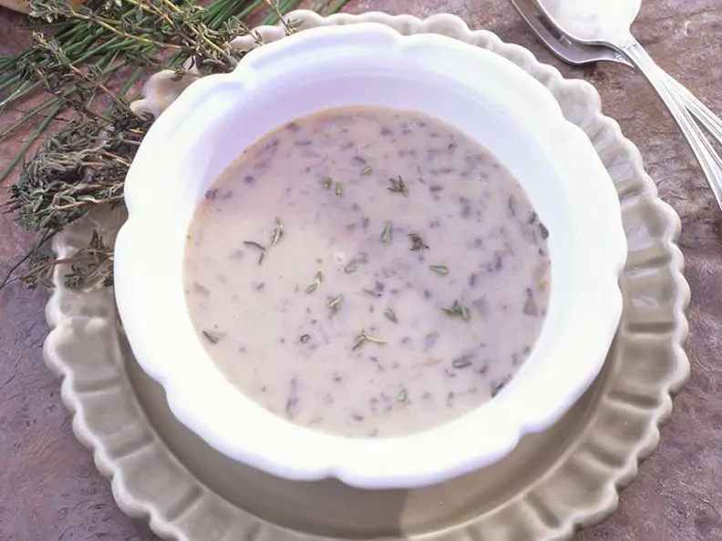Klassische Pilzsuppe