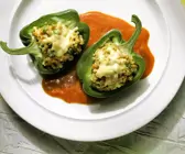 Paprika mit Grünkernfüllung