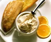 Makrelencreme mit Brot