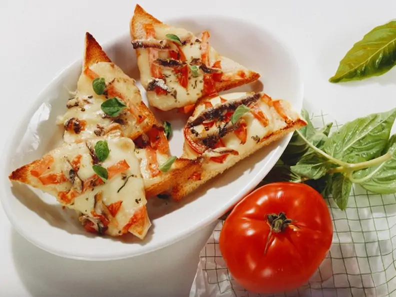 Überbackenes Tomaten-Weißbrot
