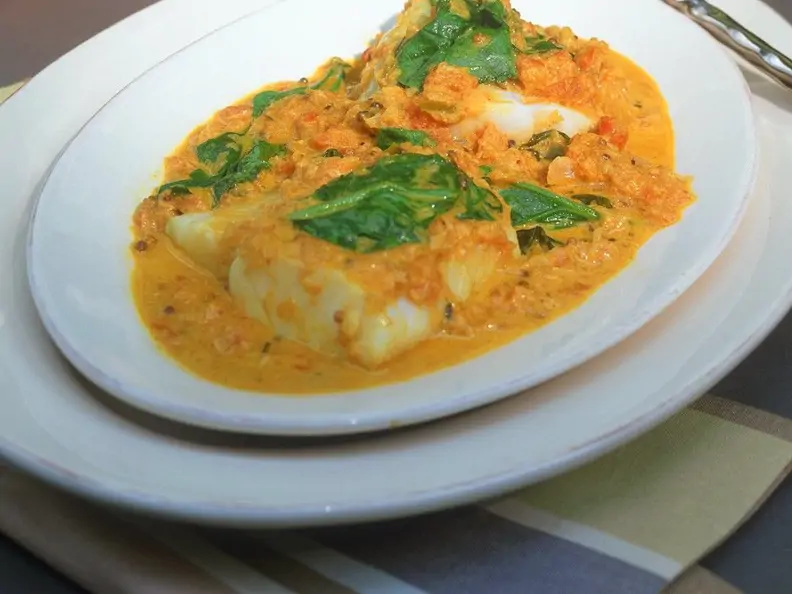 Kabeljau-Curry mit Spinat