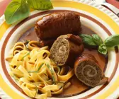 Rinder-Hackfleisch-Roulade mit Pasta