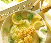 Lachs-Nudelröllchen