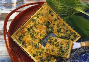 Lachs-Frühlingszwiebelkuchen