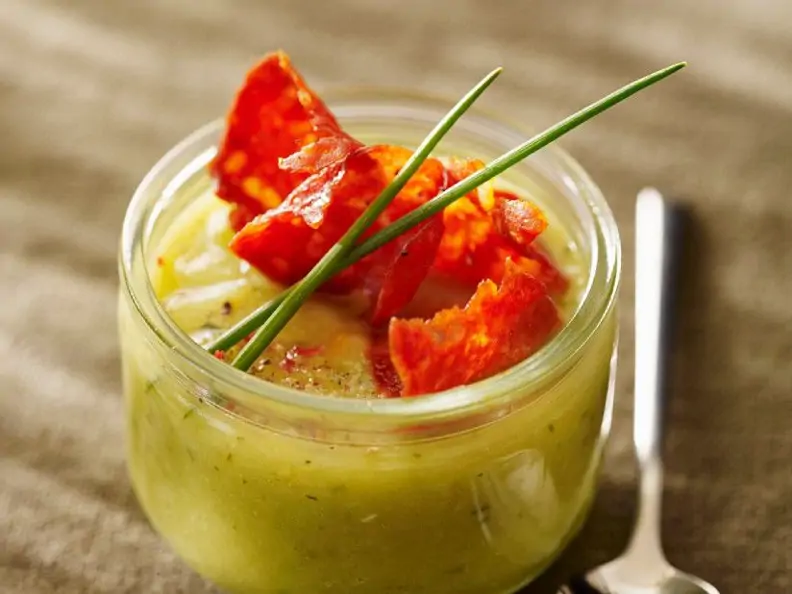 Erbsensuppe mit Chorizo