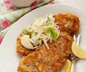 Schnitzel mit Mandelpanade
