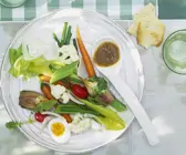 Gemüse mit pikanter Sauce