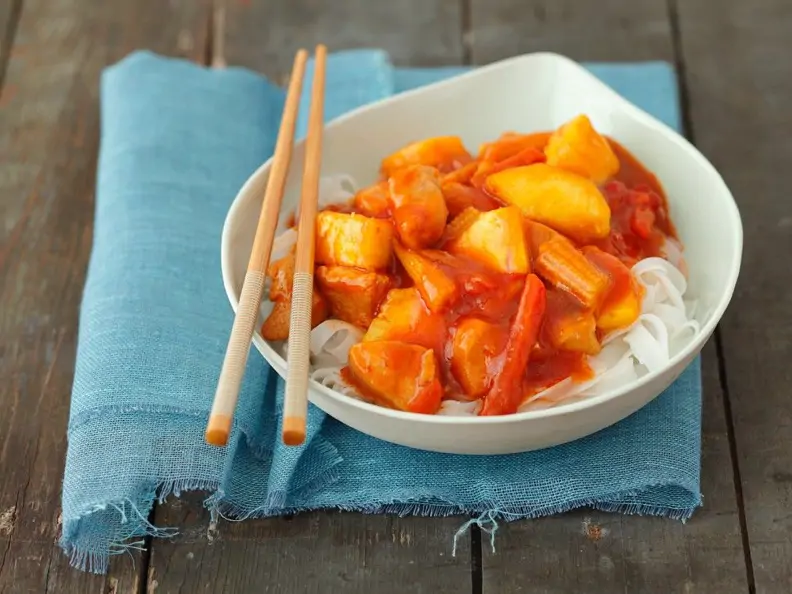 Hähnchen süß-sauer mit Ananas