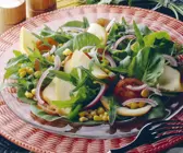 Bunter Salat mit Käse