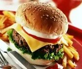 Burger mit Mozzarella