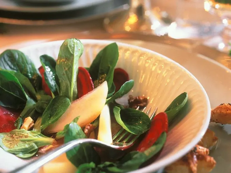 Feldsalat mit Melone und Roter Bete