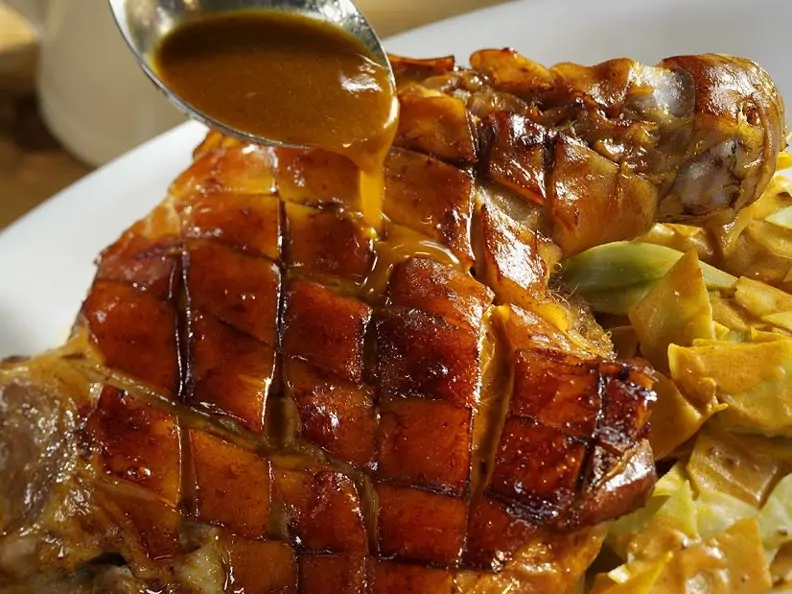 Spanferkel mit Weißkraut