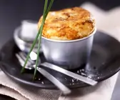 Feiner Kartoffelauflauf mit Ziegenkäse