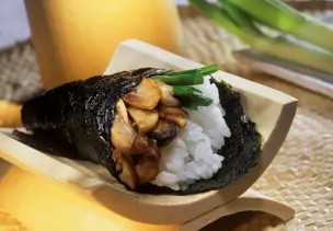 Sushi-Tüte mit Pilzen