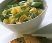 Bohnen-Curry mit Kartoffeln und Rosinen